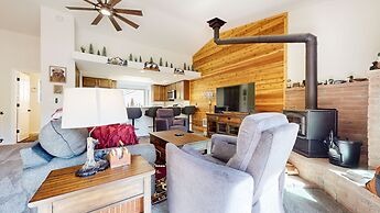 Forest Creek #16 2 Bedroom Condo by RedAwning