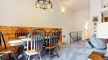 Forest Creek #16 2 Bedroom Condo by RedAwning