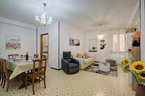 Camelia - Historical Center Near Lake