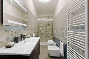 Camelia - Historical Center Near Lake