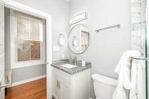 Findlay Market Suite 4