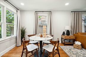 Professionally Decorated Walkable to Soco