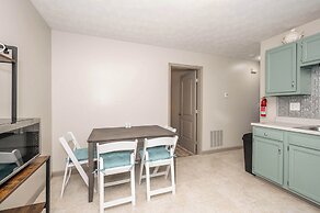 Arkstone Retreat Suites, 3 in 1!