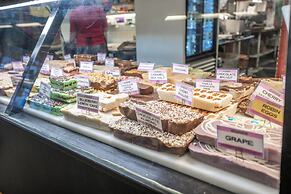 Findlay Market Suite 1