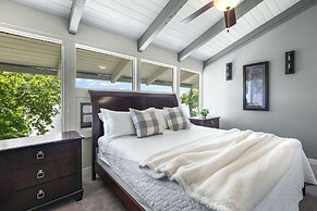 For the View Lakeside Launchpad! Great Location