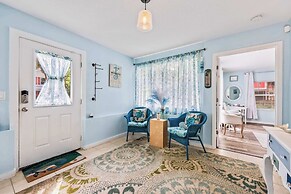 Mermaid Cottage 3 BDR Charmer!