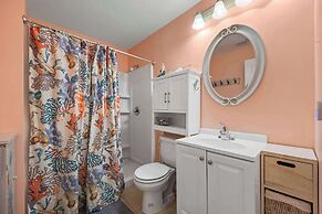 Mermaid Cottage 3 BDR Charmer!