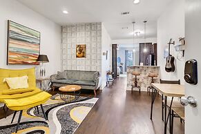 Dream Condo in Desirable West End!