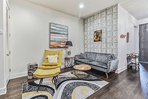 Dream Condo in Desirable West End!