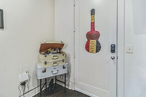 Dream Condo in Desirable West End!