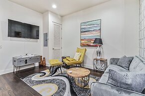 Dream Condo in Desirable West End!