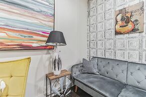 Dream Condo in Desirable West End!