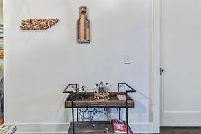 Dream Condo in Desirable West End!