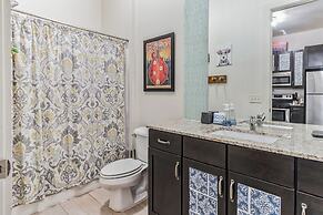 Dream Condo in Desirable West End!