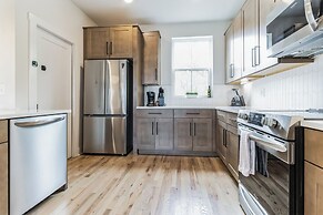 Eastside Elegance A Nashville Adventure Awaits!