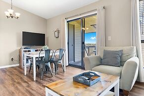 Lake Access Condo Condo for 4!