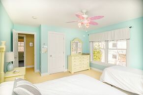 Stunning 5 Bdr, Walk to York Harbor Beach!