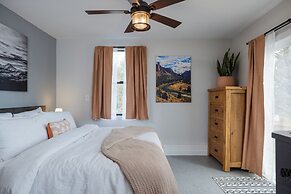 Hideaway of Highway 20