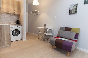 Fresh Exarcheia Studio w Balcony & Style