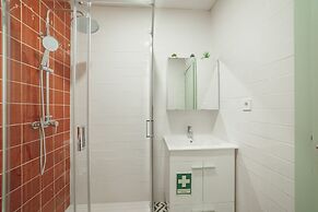 Downtown Suite B by Vacationy