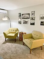 Modern Home Just Mins to Notre Dame 52723