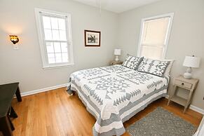 3 Bedroom Home 7 Blocks From ND Firepit 54231