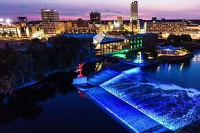 3 Bedroom Home 7 Blocks From ND Firepit 54231