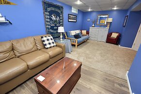 Extra Entertainment Space Just 7 Blocks to ND Campus 54211