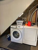 Extra Entertainment Space Just 7 Blocks to ND Campus 54211