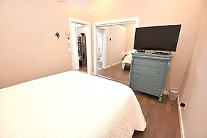 The Chicken Coop a Modern Riverfront Oasis 908