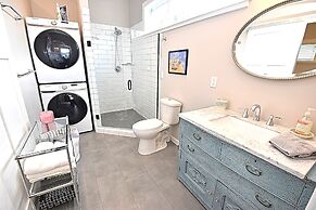 The Chicken Coop a Modern Riverfront Oasis 908