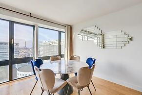 Paris luxury apartment Eiffel Tower View