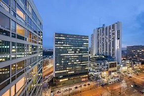 Paris luxury apartment Eiffel Tower View