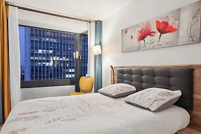 Paris luxury apartment Eiffel Tower View