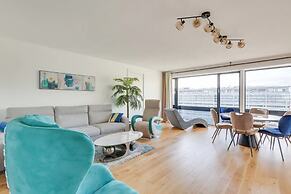 Paris luxury apartment Eiffel Tower View