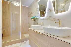 Paris luxury apartment Eiffel Tower View