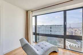 Paris luxury apartment Eiffel Tower View