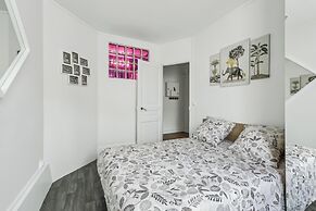 Paris 1BR in front of Montparnasse Tower