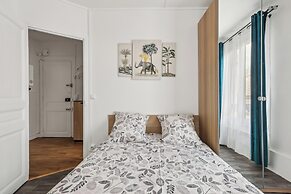 Paris 1BR in front of Montparnasse Tower