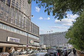 Paris 1BR in front of Montparnasse Tower