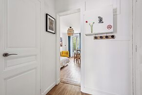 Paris 1BR in front of Montparnasse Tower