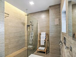 Uma Residence & Suites