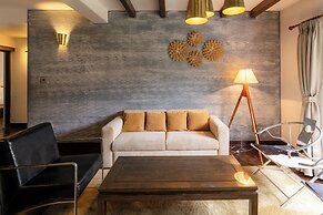 Uma Residence & Suites