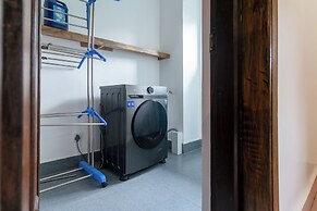 Uma Residence & Suites