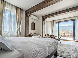 Uma Residence & Suites