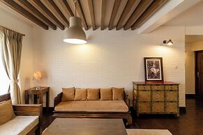 Uma Residence & Suites