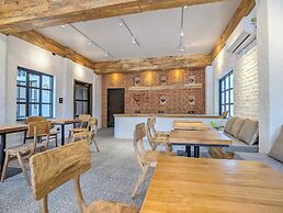 Uma Residence & Suites