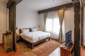 Uma Residence & Suites