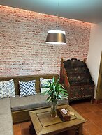 Uma Residence & Suites