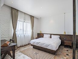 Uma Residence & Suites